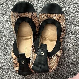 Yosi Samra Snakeskin Leather Foldable Ballerina Flats Size 6